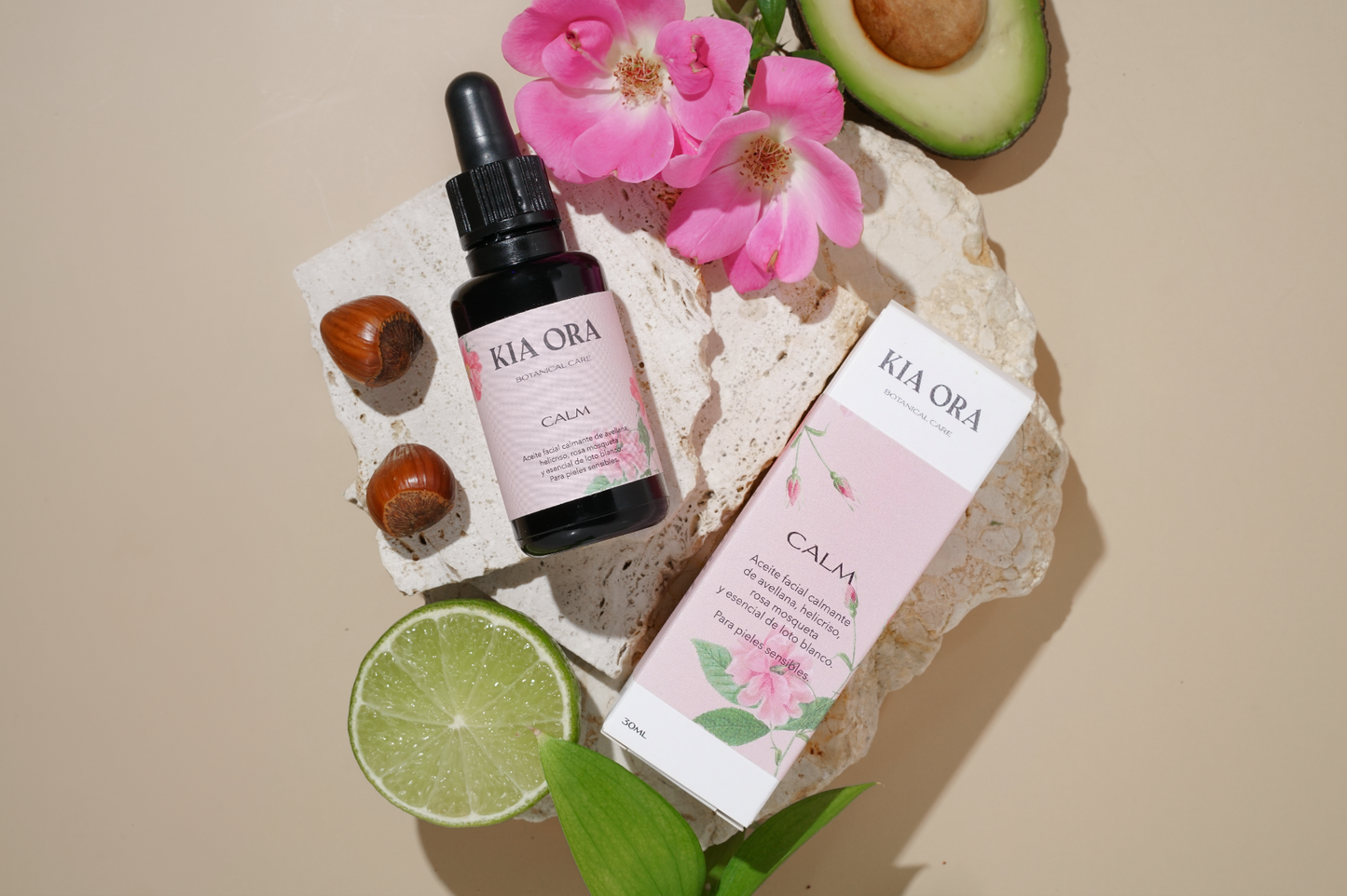 CALM - Aceite facial calmante de avellana, helicriso, rosa mosqueta y esencial de loto blanco