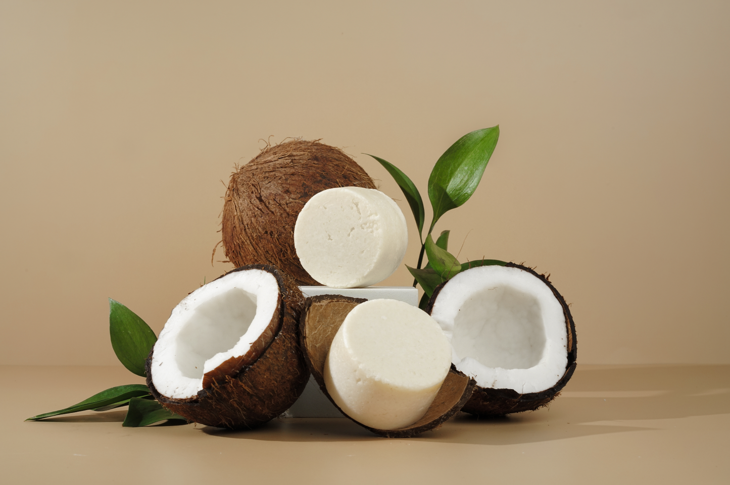 MAMBO - Champú nutritivo de coco, nuez de Macadamia y aceite de café verde