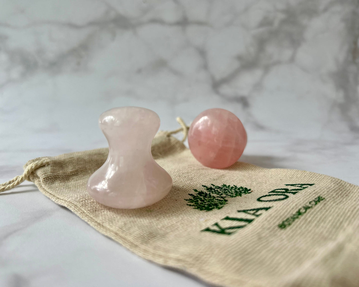 GUA SHA SETA - Masajeador facial de Cuarzo Rosa