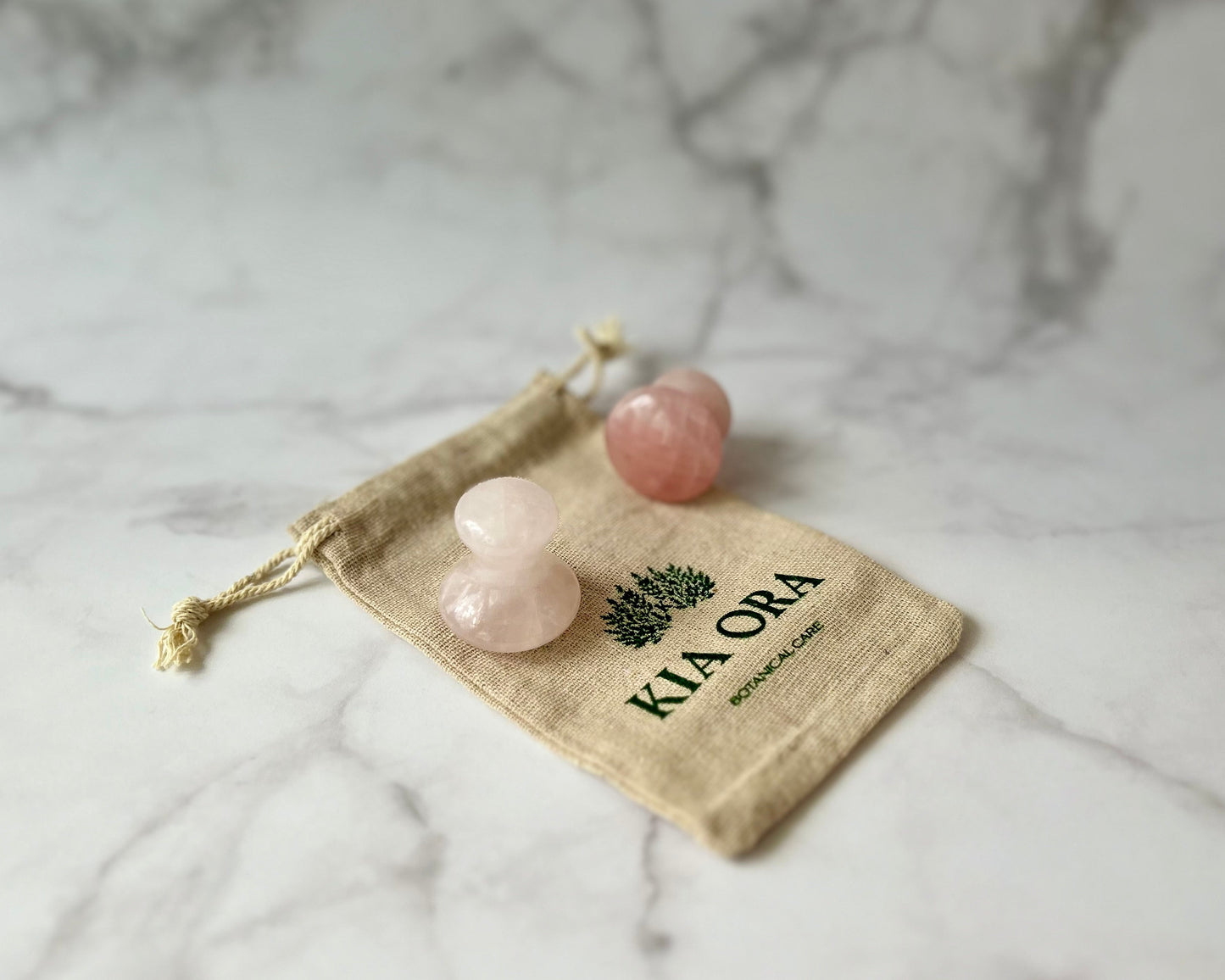 GUA SHA SETA - Masajeador facial de Cuarzo Rosa