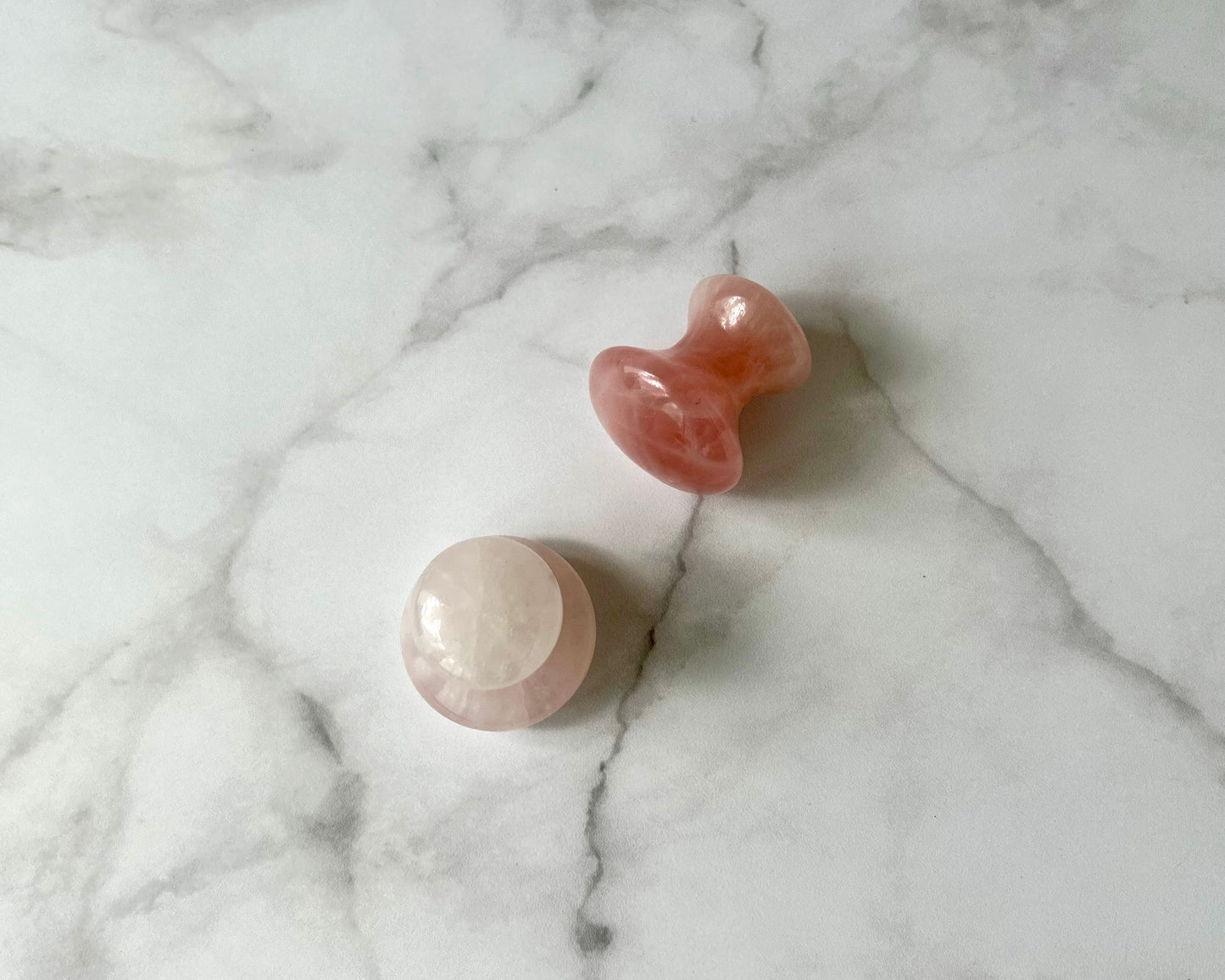 GUA SHA SETA - Masajeador facial de Cuarzo Rosa